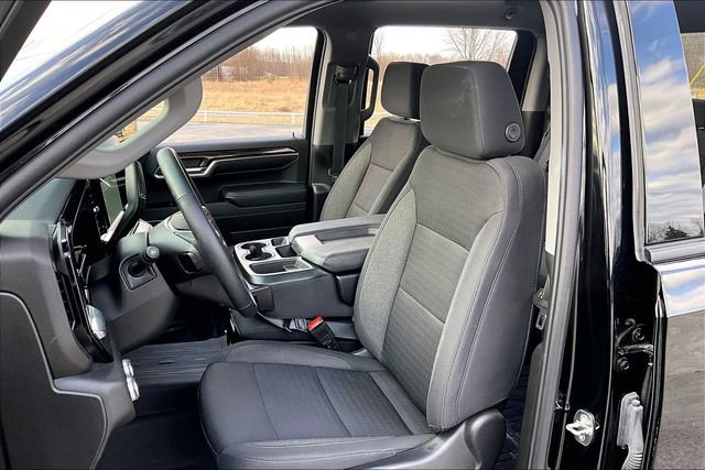 Used 2024 GMC Sierra 1500 Elevation w/ LPO, Elevation Black Package image 22