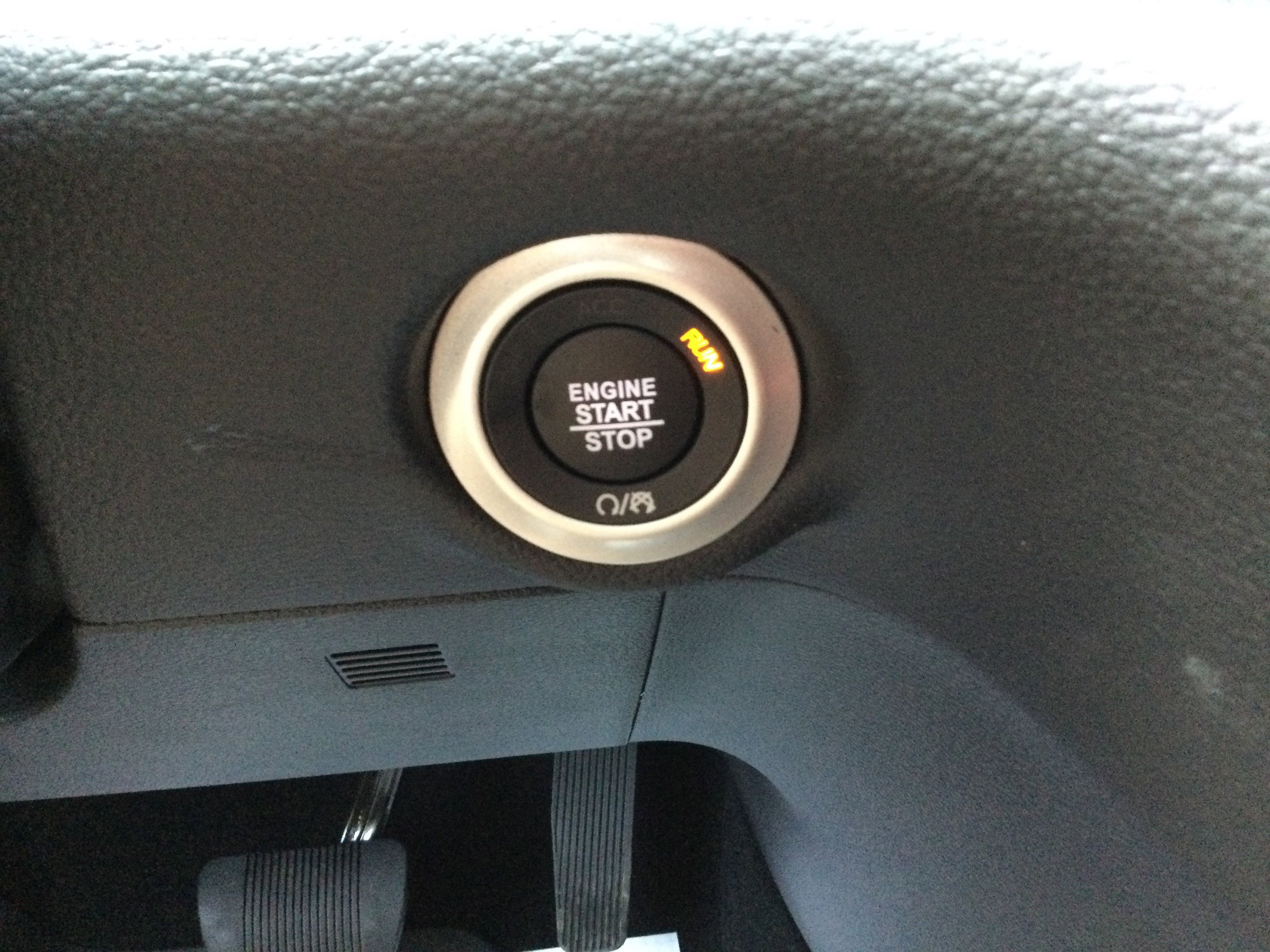 New 2025 Chrysler Pacifica Select image 12