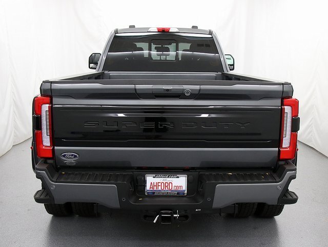 New 2026 Ford F450 Platinum image 9