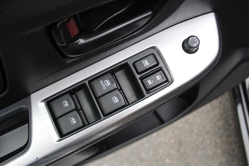 Used 2016 Subaru Impreza 2.0i AWD/4WD image 12