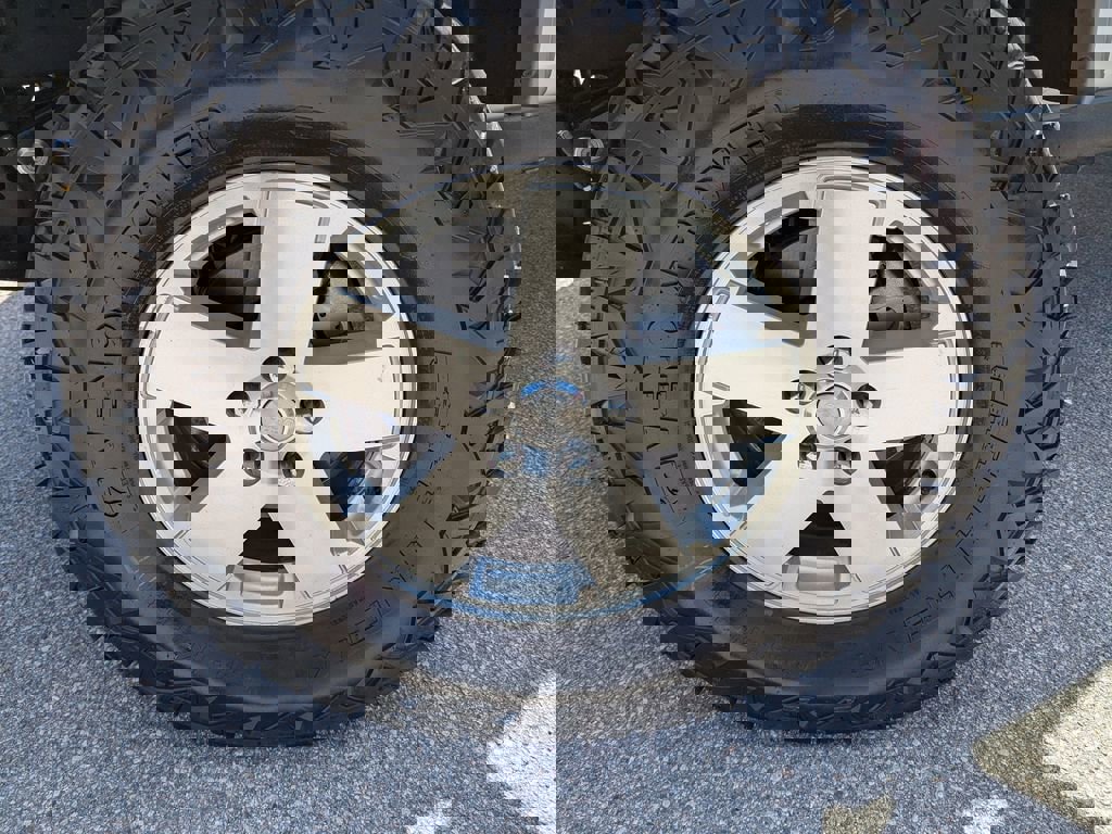 Used 2022 Jeep Gladiator Sport image 26