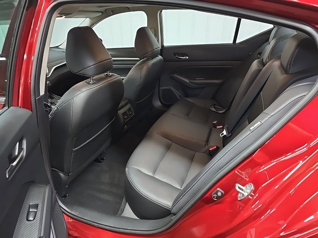 Used 2019 Nissan Altima 2.5 Platinum image 31