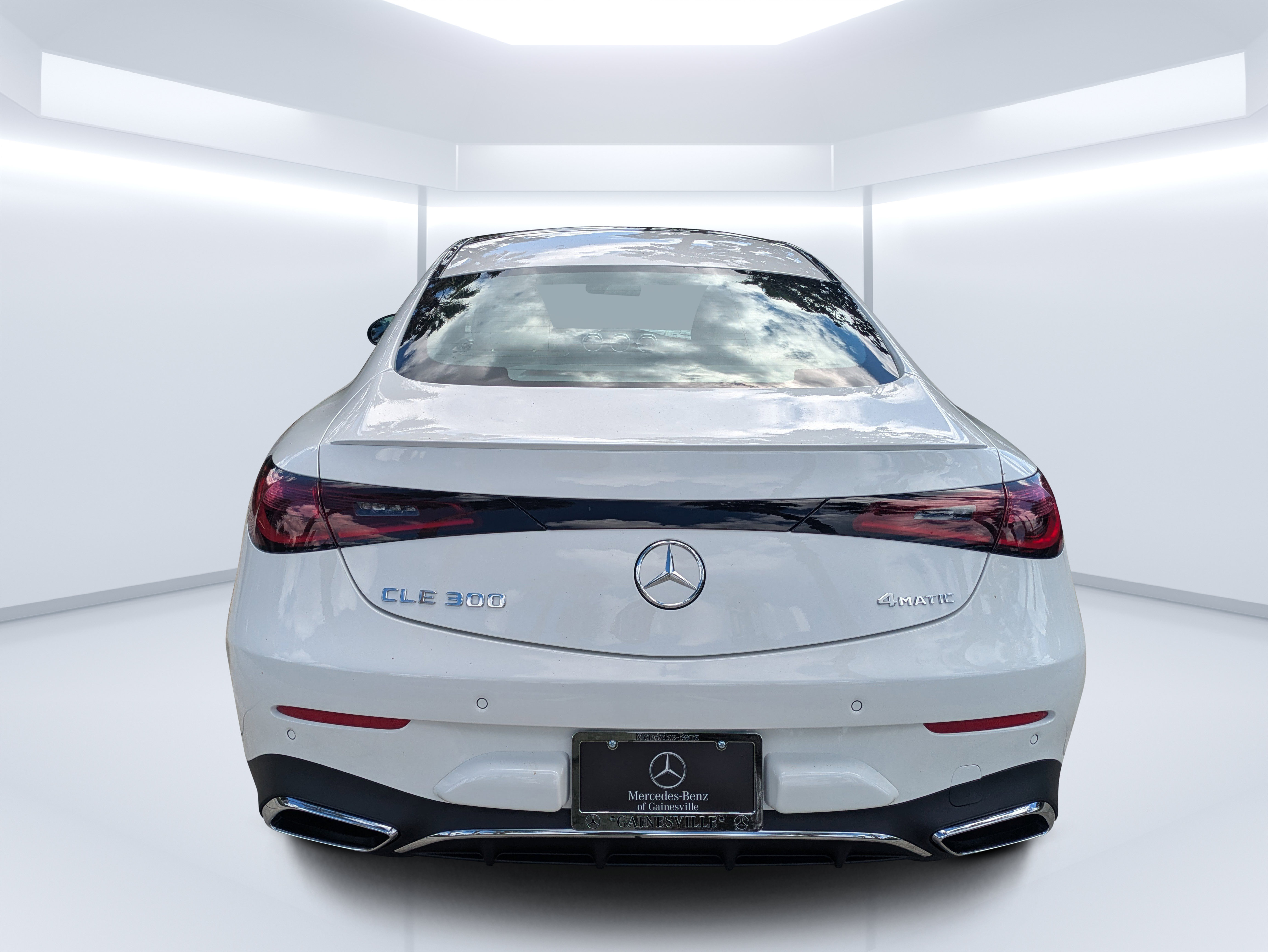 New 2027 Mercedes-Benz CLE 300 4MATIC Coupe image 4