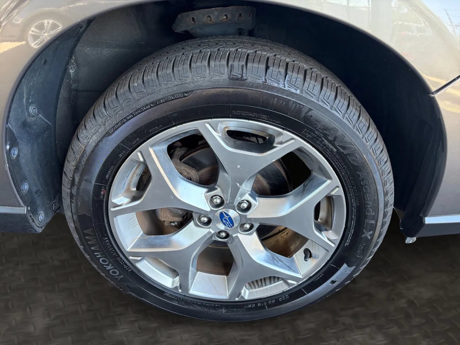 Used 2017 Subaru Forester 2.5i Touring AWD/4WD image 38