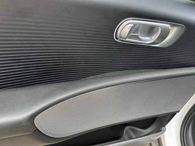 Used 2023 Hyundai Ioniq 6 SEL AWD/4WD image 17