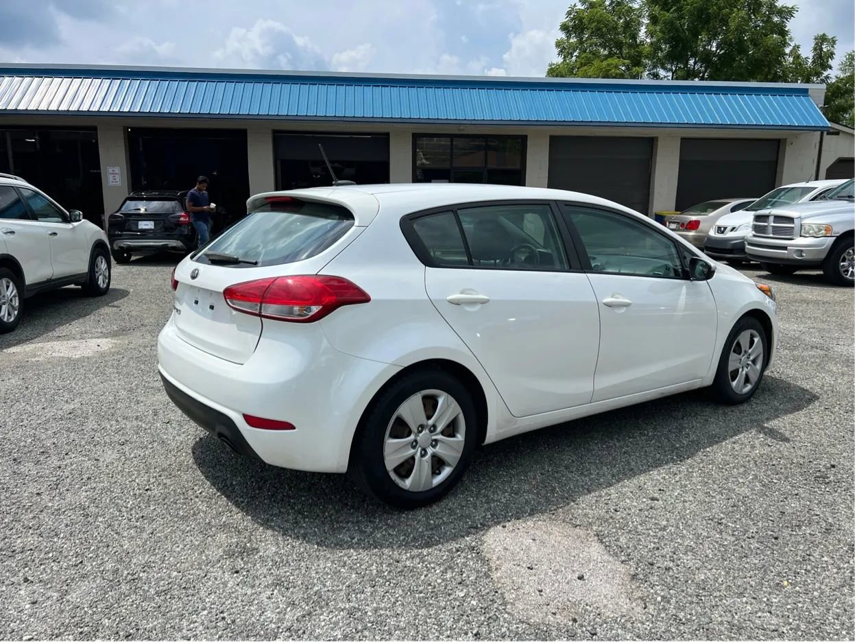 Used 2016 Kia Forte LX image 5