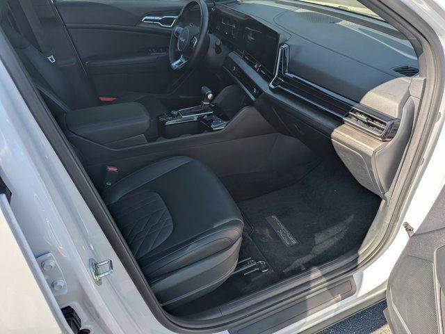 Used 2025 Kia Sportage X-Line w/ Premium Package image 12