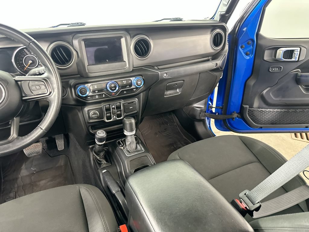 Used 2021 Jeep Gladiator Sport AWD/4WD image 19