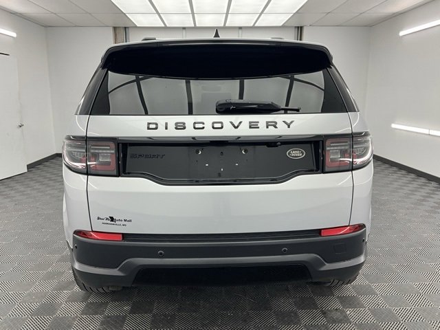 Used 2021 Land Rover Discovery Sport SE image 18