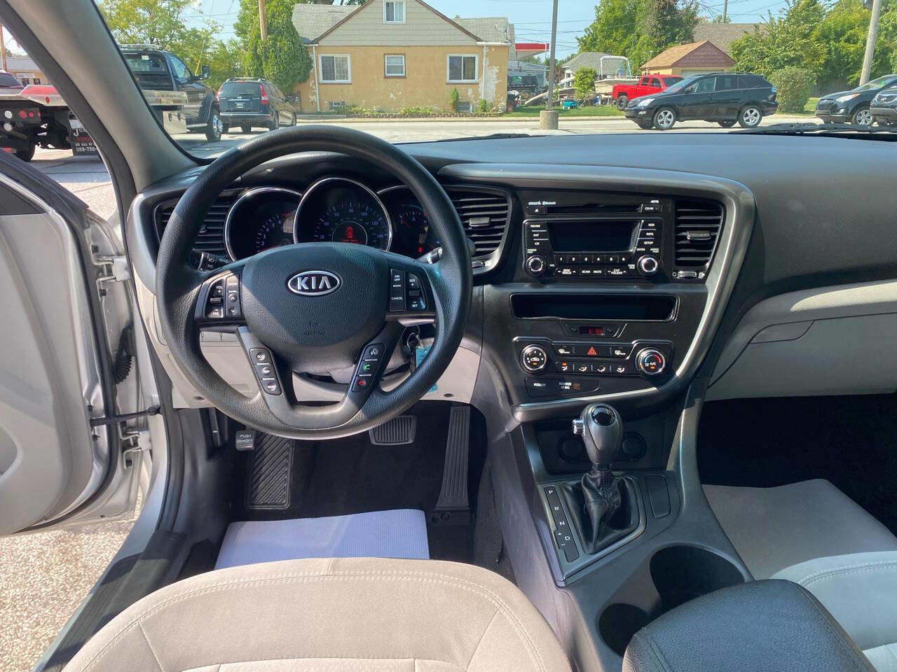 Used 2011 Kia Optima LX w/ Convenience Pkg image 13