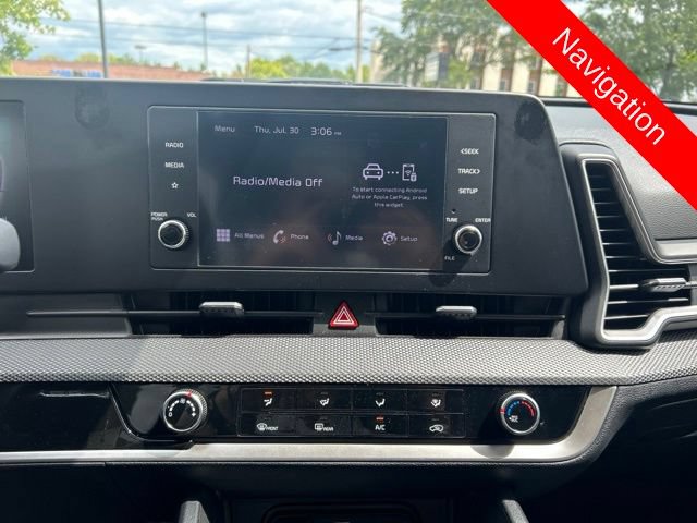 Certified 2024 Kia Sportage LX FWD image 10