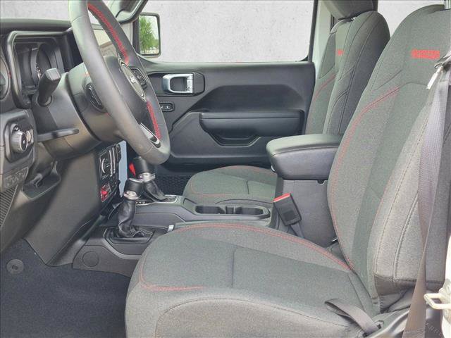 Used 2024 Jeep Wrangler Rubicon AWD/4WD image 13