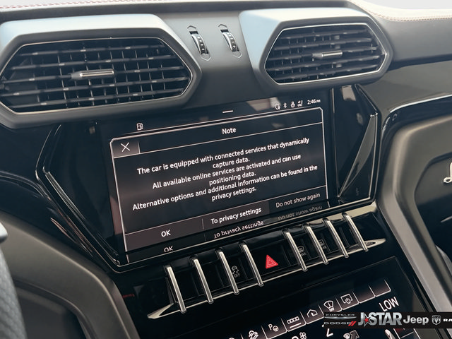 Used 2022 Lamborghini Urus AWD/4WD image 22