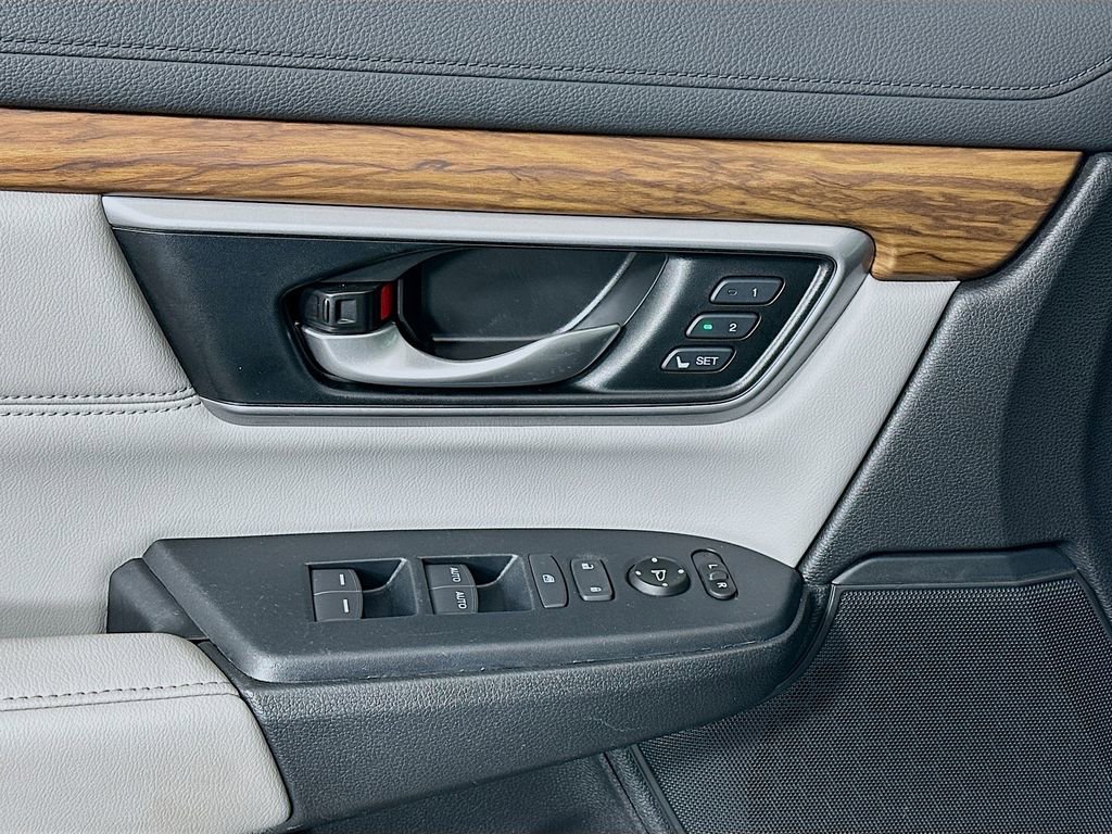 Used 2018 Honda CR-V EX-L image 17