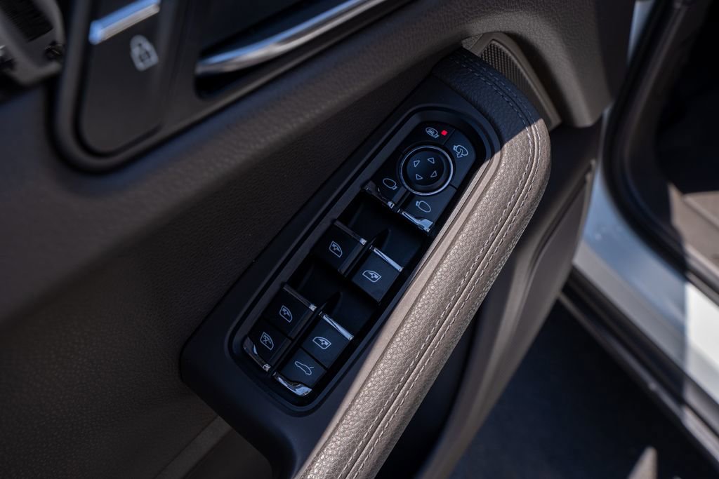 Used 2019 Porsche Macan AWD/4WD image 27