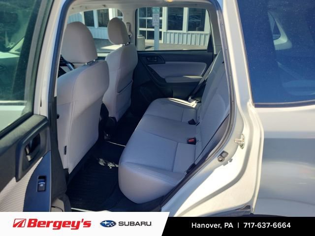 Used 2017 Subaru Forester 2.5i Premium w/ All-Weather Package image 10