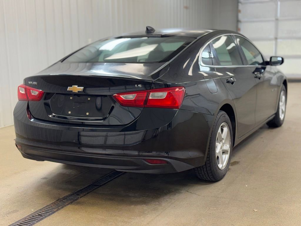 Used 2016 Chevrolet Malibu LS image 5