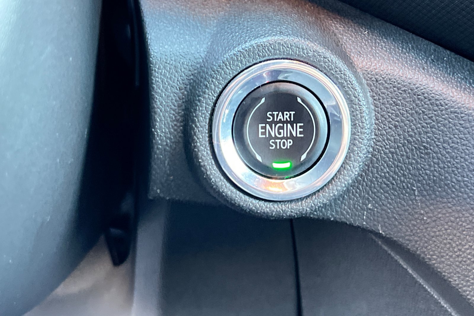 Certified 2022 Chevrolet TrailBlazer ACTIV w/ Technology Package image 22