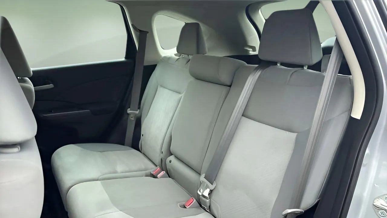 Used 2016 Honda CR-V LX image 32