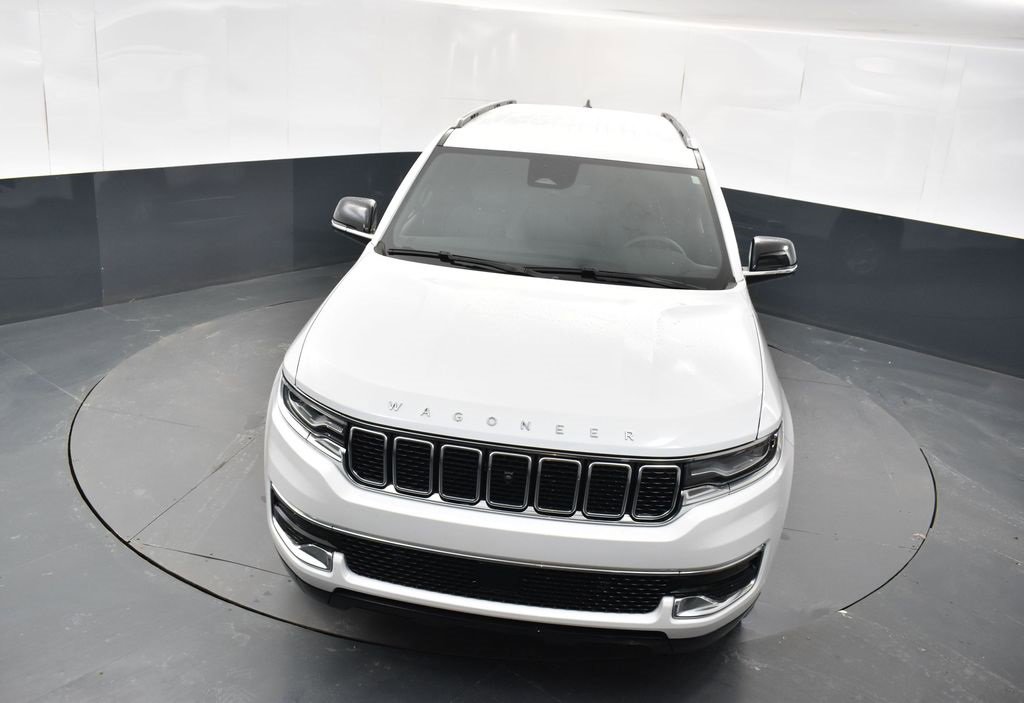 Used 2024 Jeep Wagoneer 4WD w/ Convenience Group I image 34