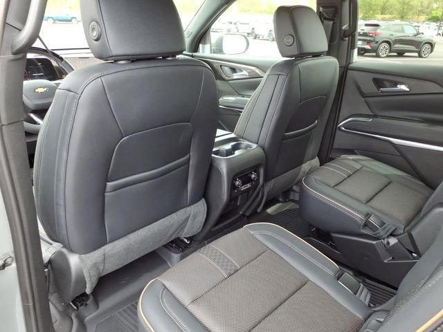 New 2026 Chevrolet Traverse High Country w/ LPO, Floor Liner Package AWD/4WD image 8