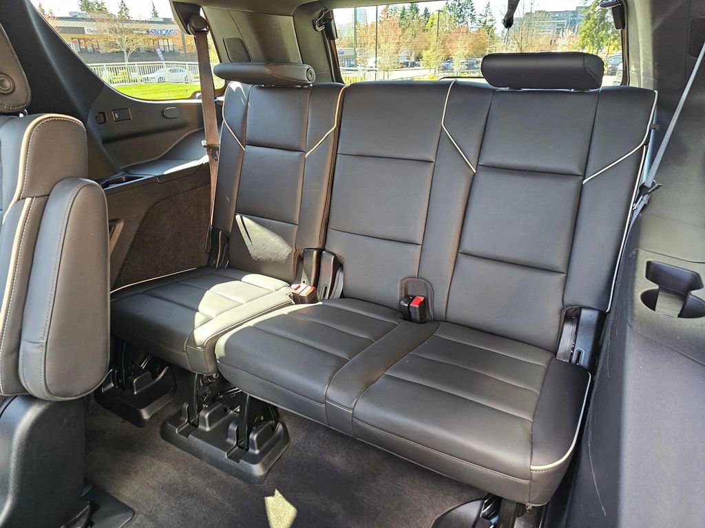 Certified 2023 Cadillac Escalade Premium Luxury w/ Performance Package image 18