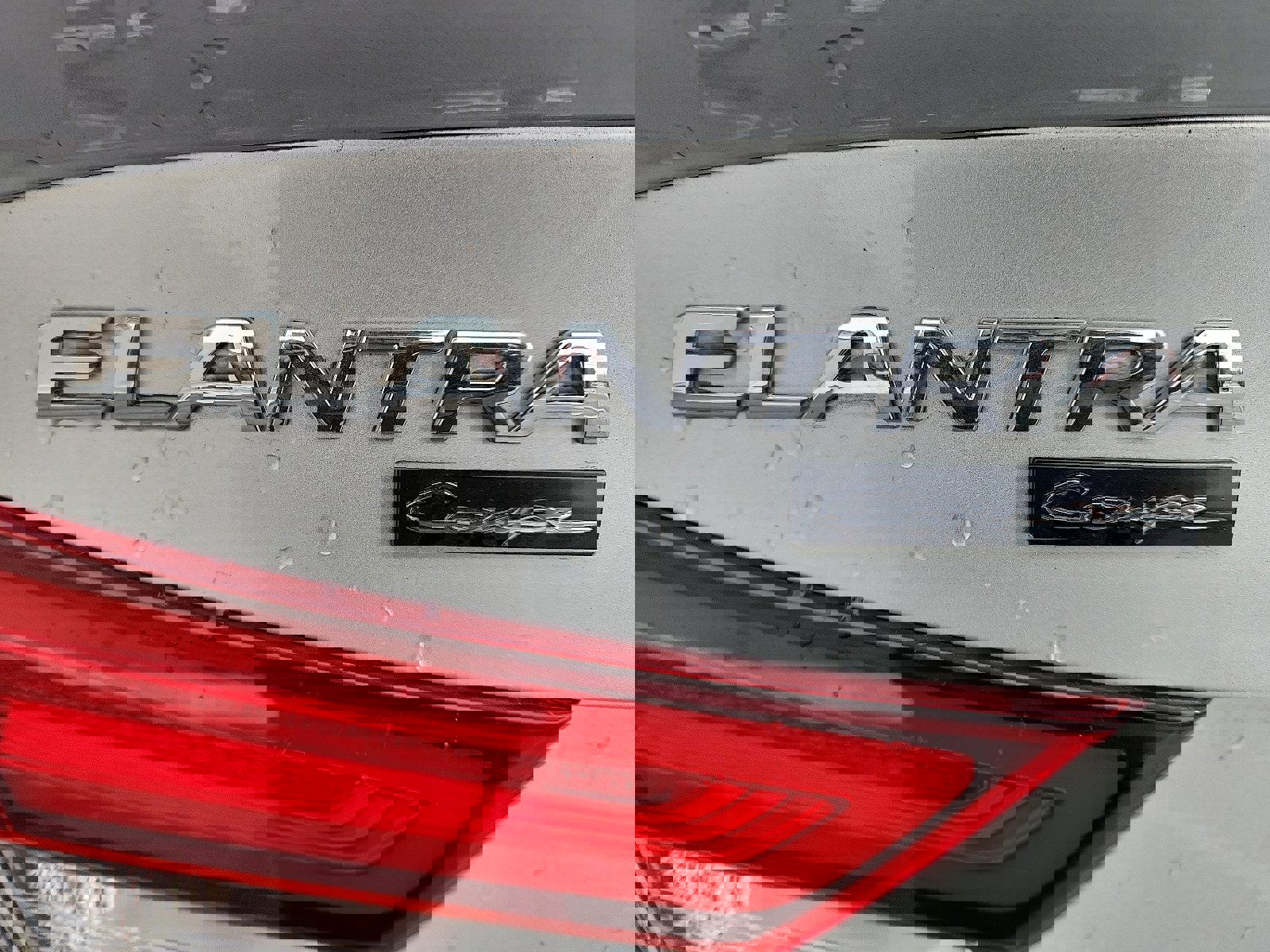 Used 2014 Hyundai Elantra w/ Option Group 2 image 31