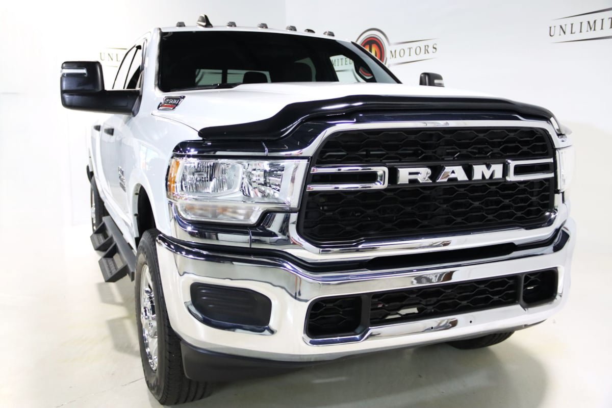 Used 2024 RAM 2500 Tradesman w/ Chrome Appearance Group AWD/4WD image 26