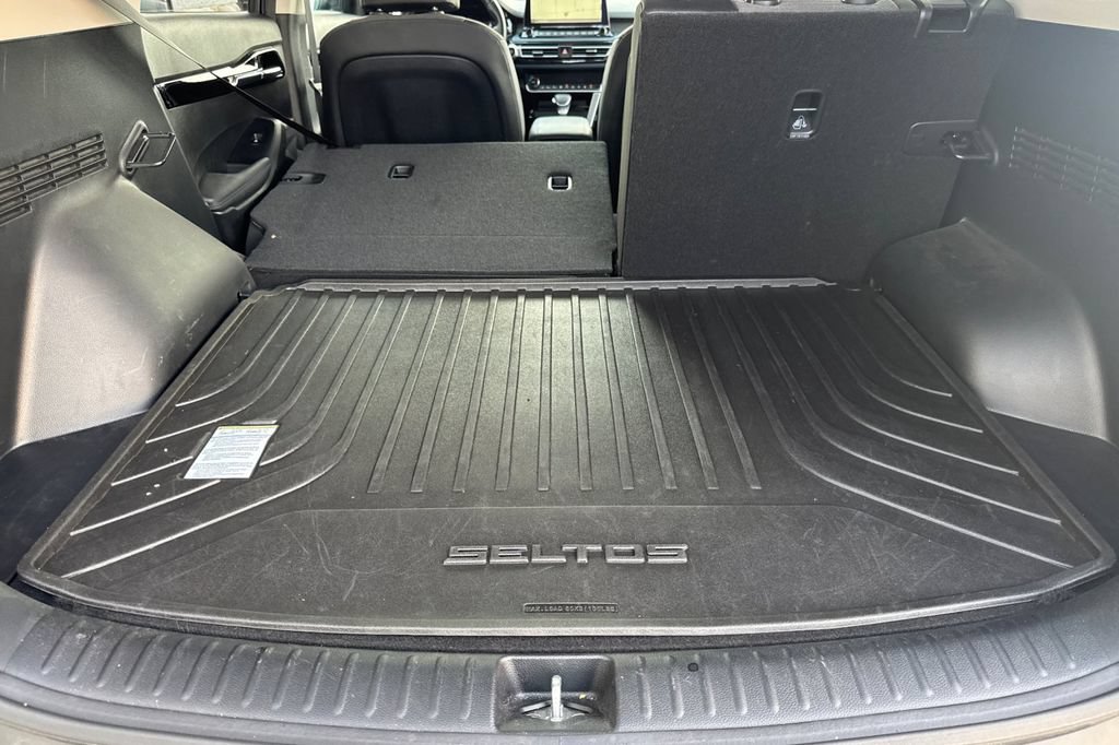 Used 2022 Kia Seltos S AWD/4WD image 15