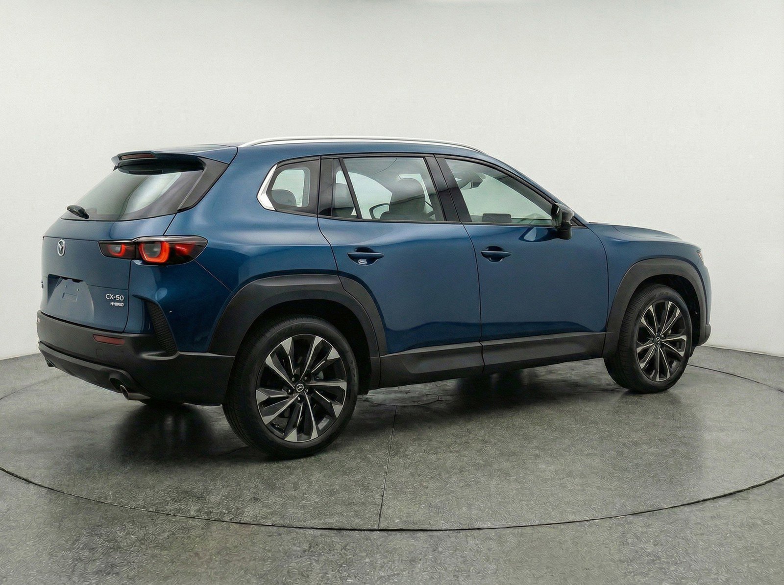 Used 2025 MAZDA CX-50 2.5 Hybrid w/ Premium Plus Pkg image 9