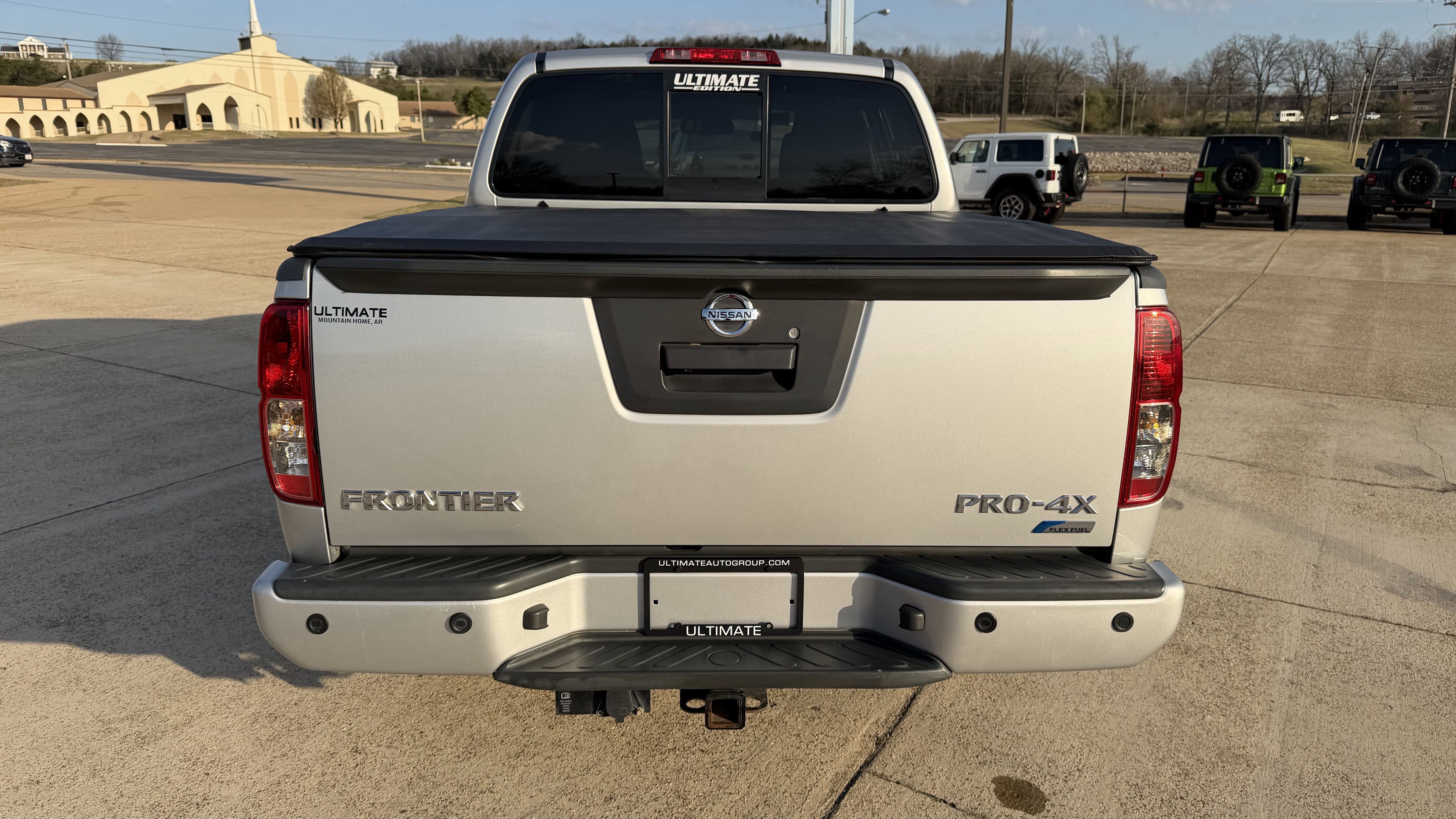 Used 2019 Nissan Frontier PRO-4X image 7