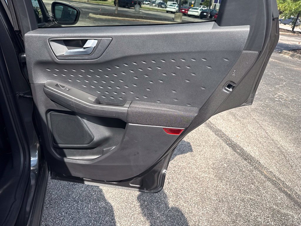 Used 2020 Ford Escape SE Sport FWD image 38