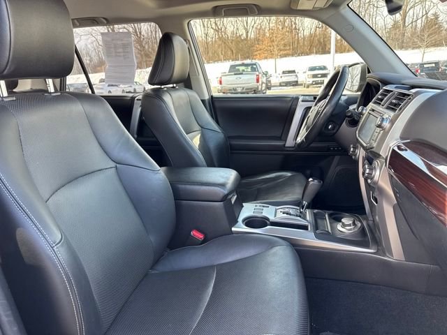 Used 2015 Toyota 4Runner Limited image 12