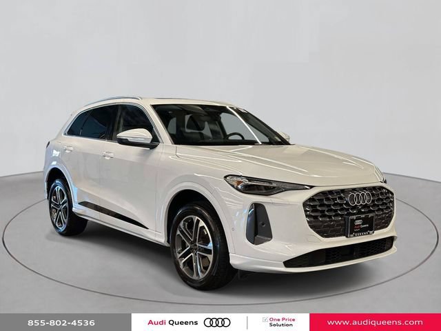 Used 2025 Audi Q5 Premium Plus w/ Premium Plus AWD/4WD image 6