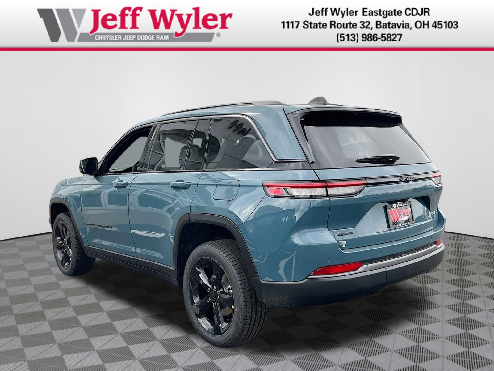 New 2026 Jeep Grand Cherokee Limited w/ Limited Altitude Package AWD/4WD image 28