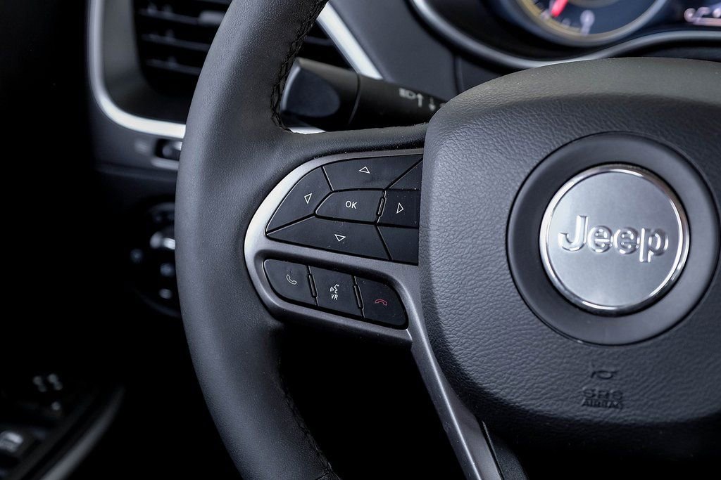 Used 2022 Jeep Cherokee Latitude Lux image 26