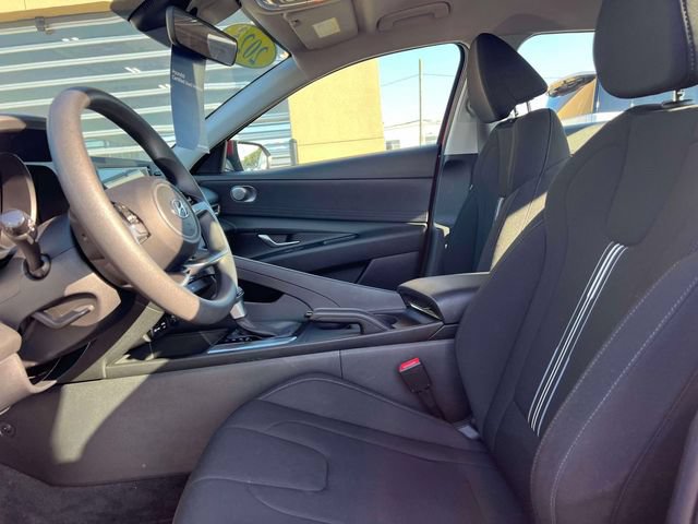 Certified 2023 Hyundai Elantra SEL FWD image 15
