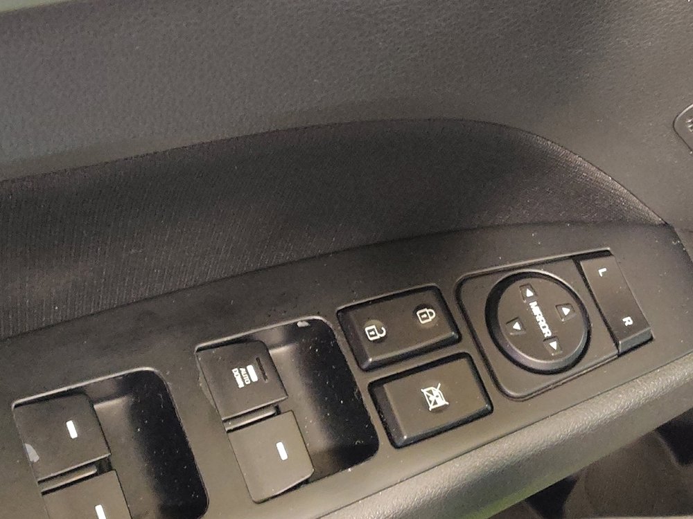 Used 2018 Hyundai Elantra SEL FWD image 27