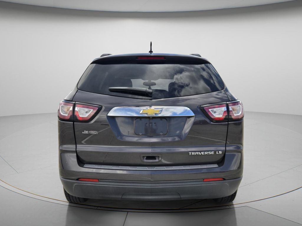 Used 2015 Chevrolet Traverse LS FWD image 6