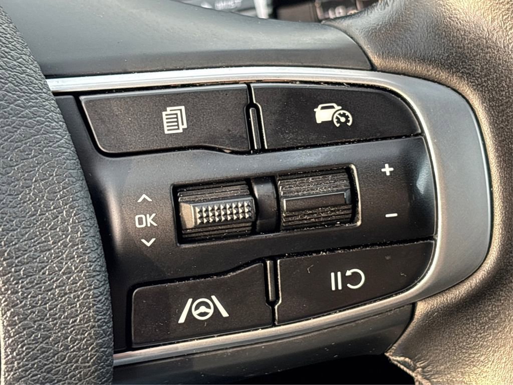 Used 2023 Kia Sportage EX AWD/4WD image 26