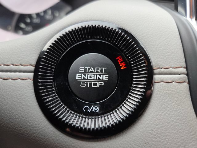 Used 2023 Jeep Compass Limited AWD/4WD image 29