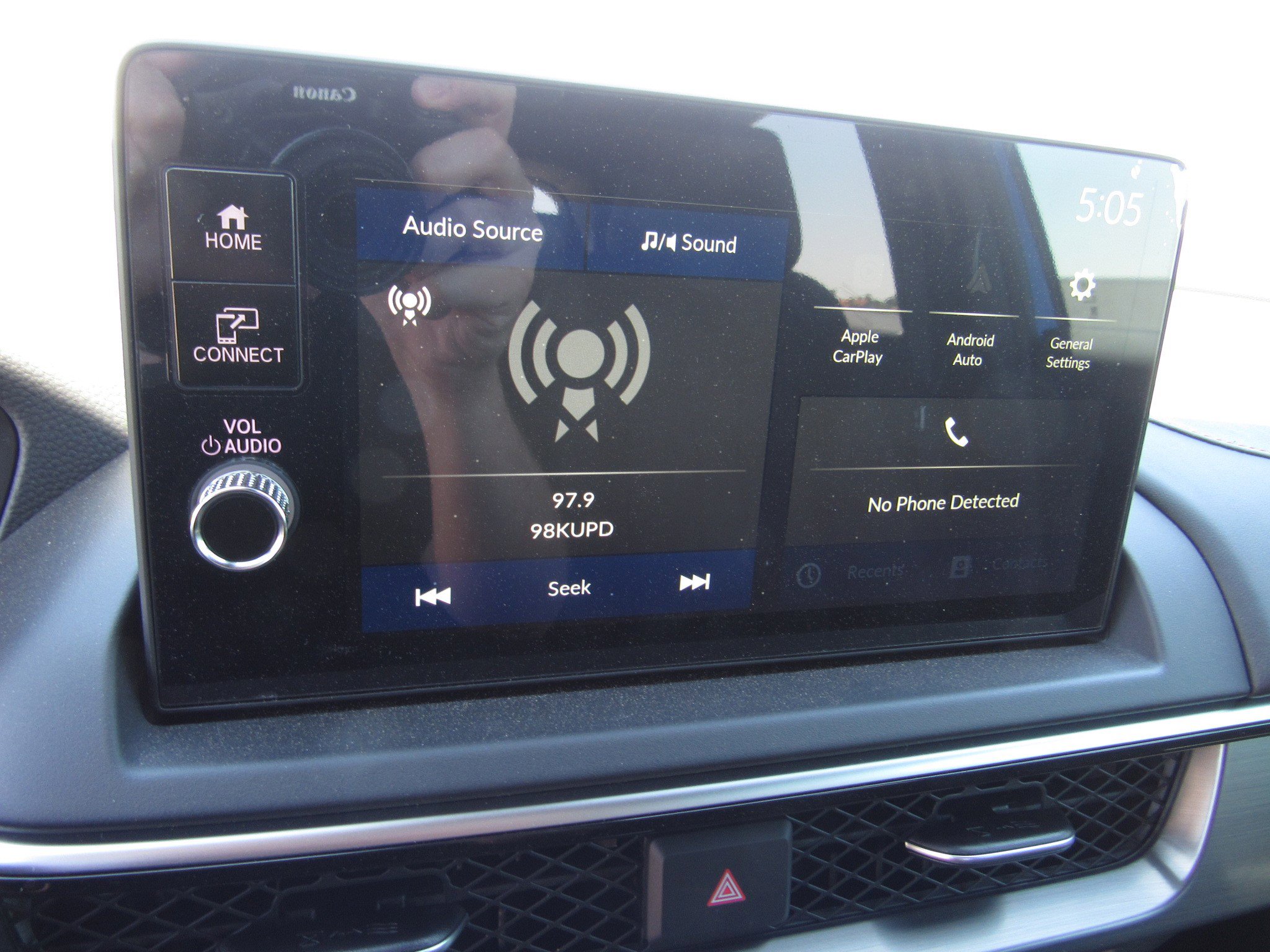 Certified 2025 Acura ADX A-Spec image 21