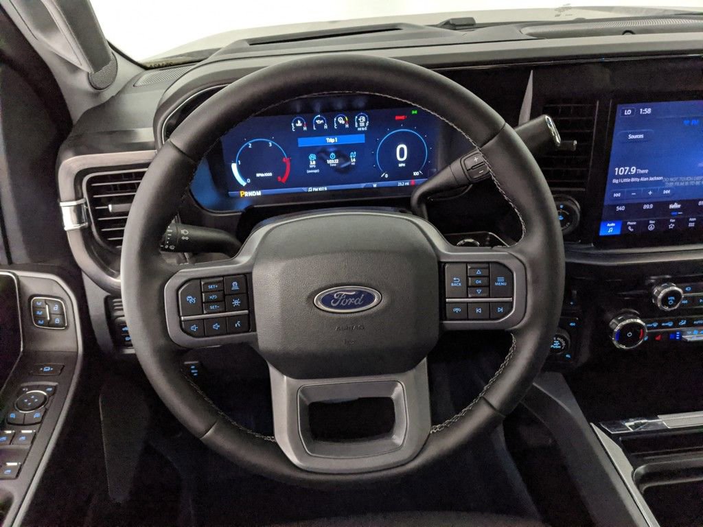 New 2025 Ford F250 Lariat w/ Lariat Ultimate Package image 5