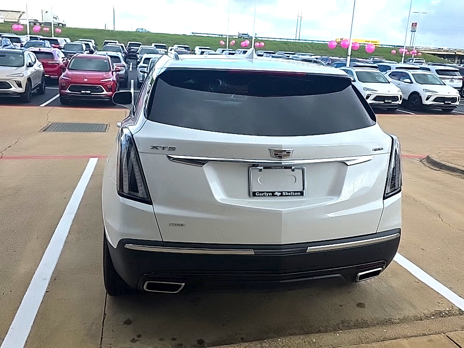 Used 2025 Cadillac XT5 Sportv w/ LPO, Floor Liner Package AWD/4WD image 12