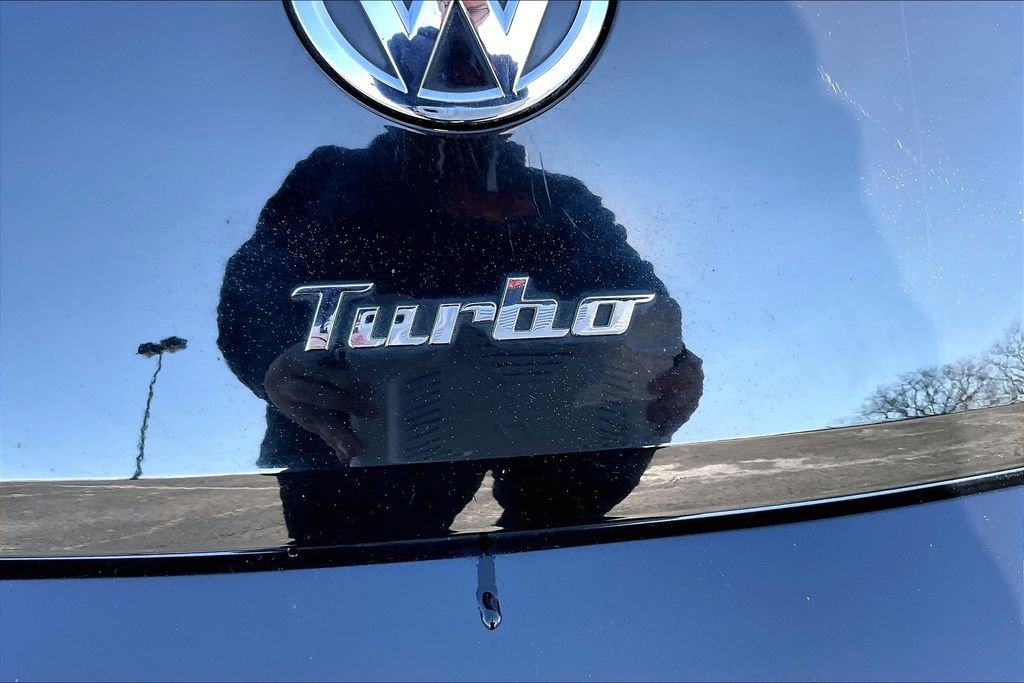 Used 2016 Volkswagen Beetle 1.8T S image 8