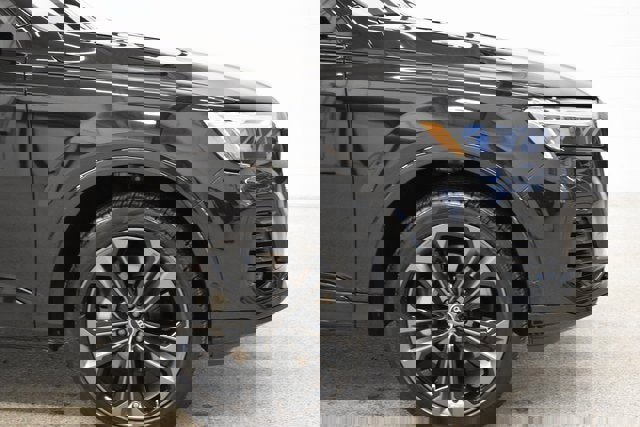 Used 2025 Audi Q7 3.0T Premium Plus image 13