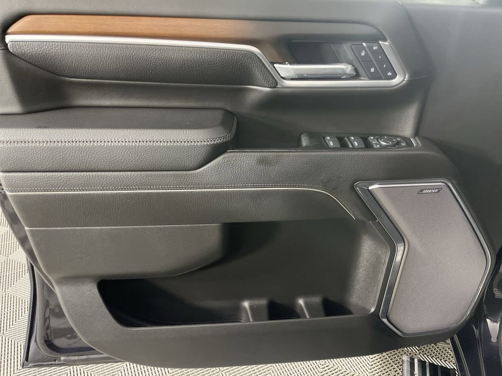 Used 2025 GMC Sierra 3500 Denali w/ Denali Reserve Package image 22