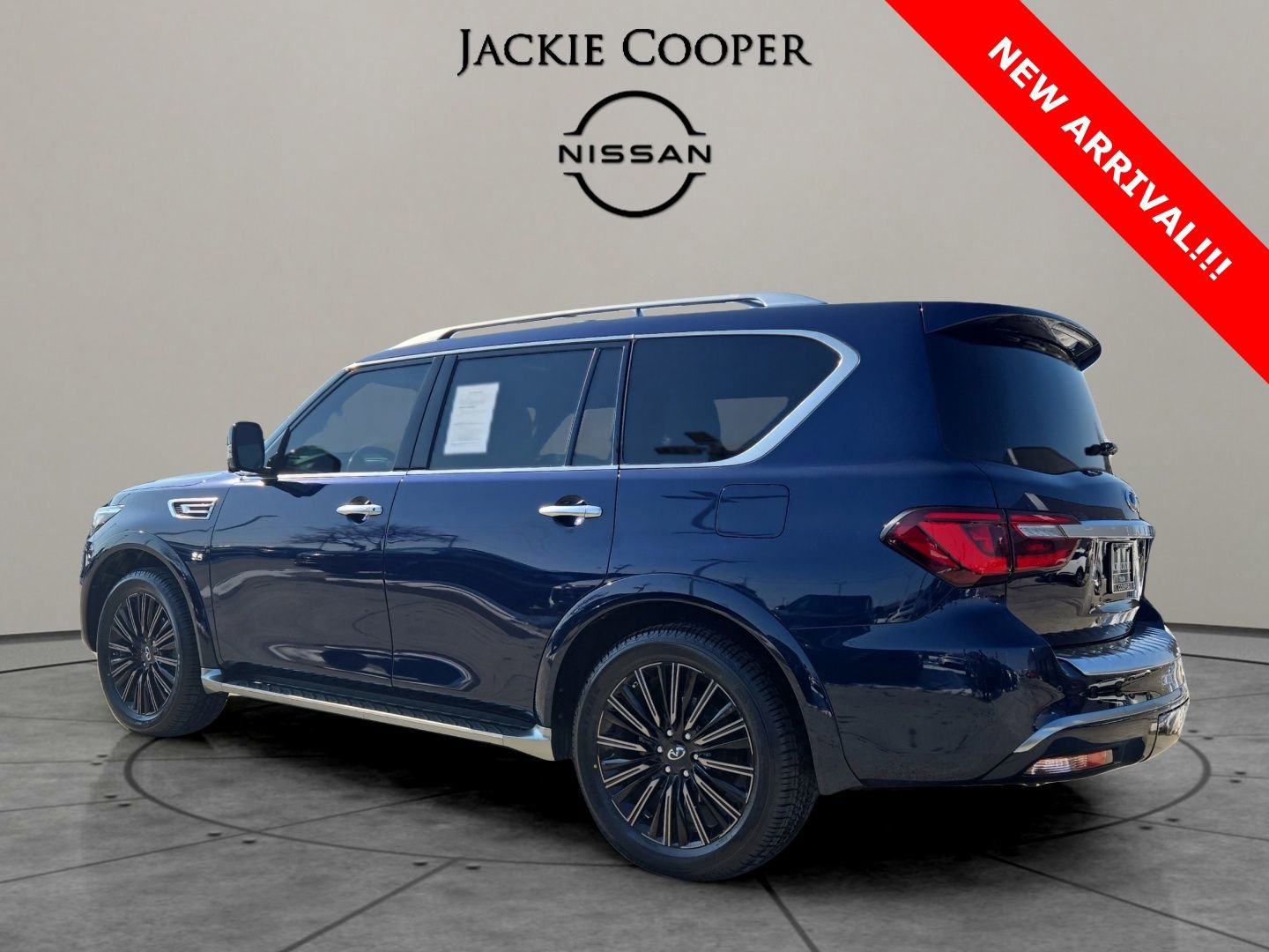 Used 2019 INFINITI QX80 Limited w/ All-Season Package image 3