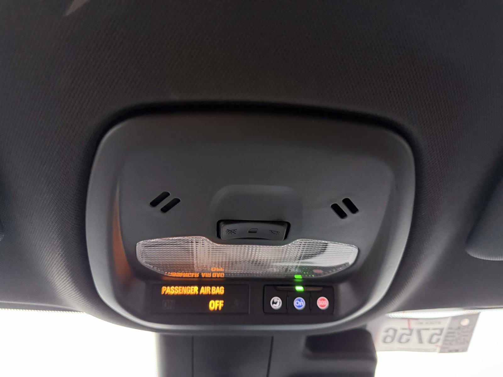 Certified 2025 Chevrolet Trax RS w/ Driver Confidence Package image 27