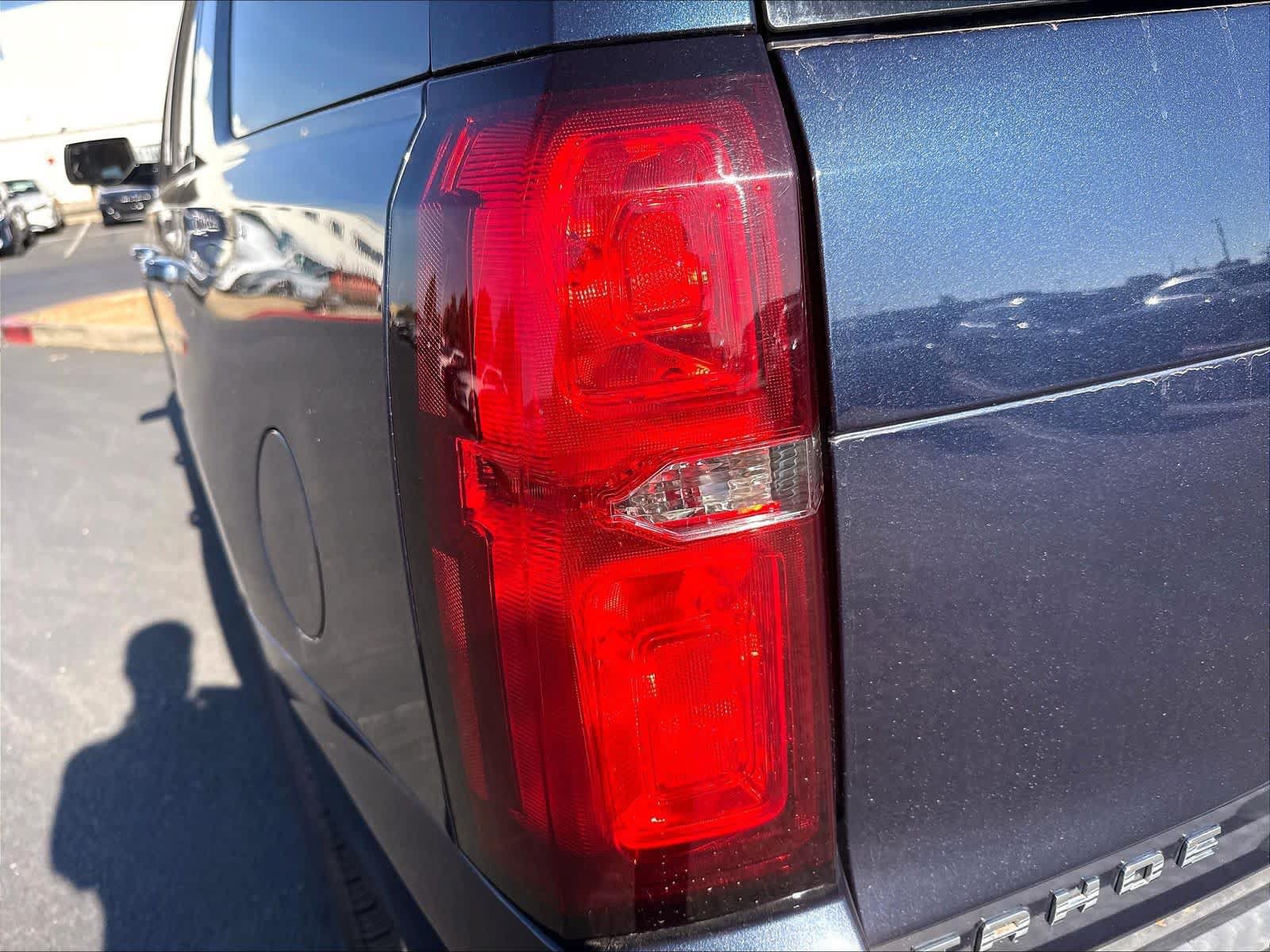 Used 2019 Chevrolet Tahoe Premier w/ Premier Plus Edition AWD/4WD image 21